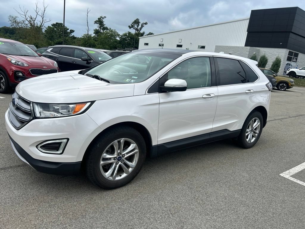Used 2018 Ford Edge SEL w/ Equipment Group 201A AWD/4WD image 3
