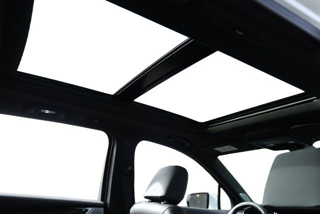 Used 2022 Cadillac XT6 Sport w/ Technology Package image 21