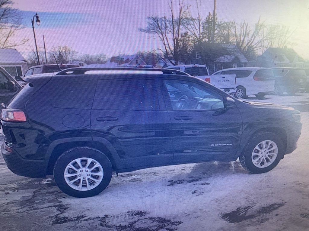 Used 2022 Jeep Cherokee Latitude Lux image 17