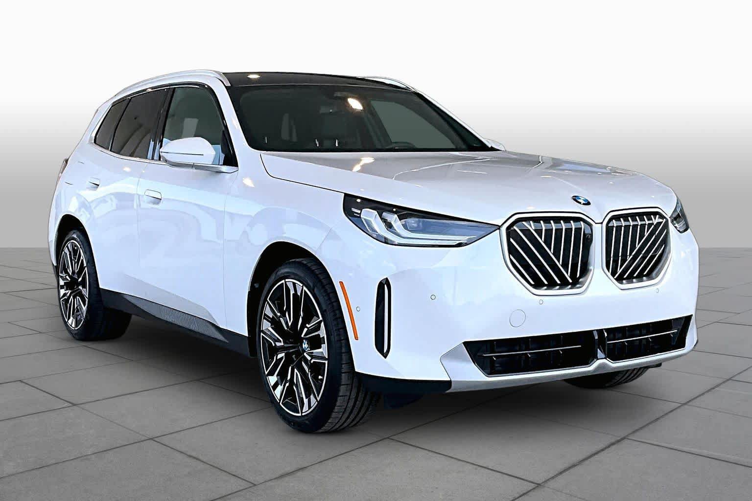 New 2026 BMW X3 xDrive30i w/ Premium Package AWD/4WD image 2