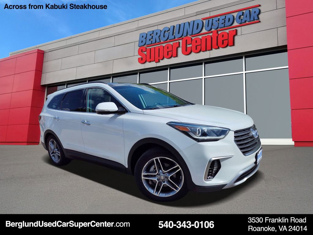Used 2018 Hyundai Santa Fe SE FWD image 1
