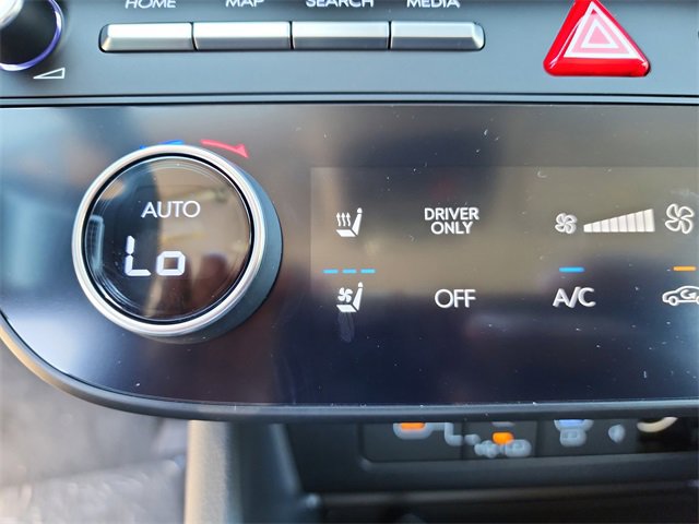 New 2025 Hyundai Sonata Limited image 18