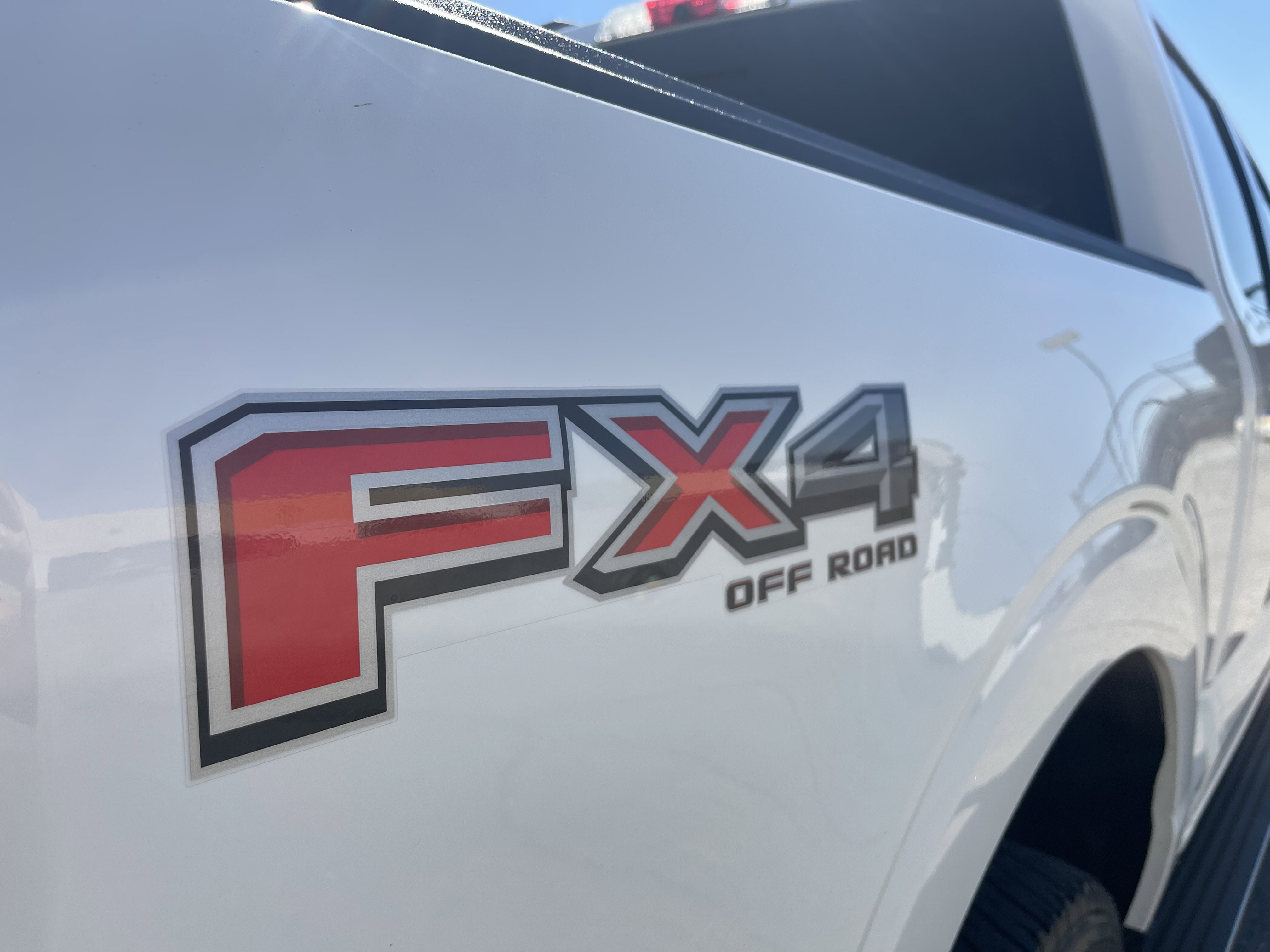 Used 2022 Ford F150 Platinum w/ Equipment Group 701A High image 12