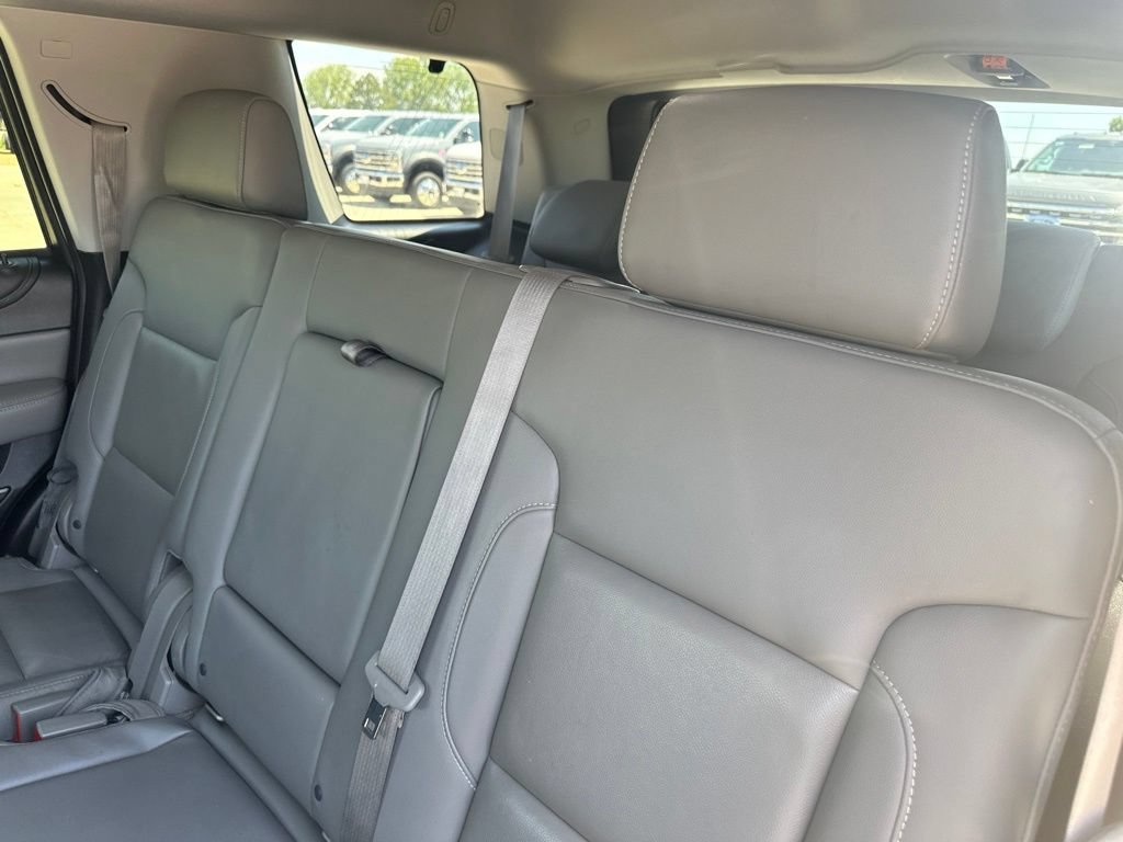 Used 2015 Chevrolet Tahoe LT w/ Luxury Package AWD/4WD image 20