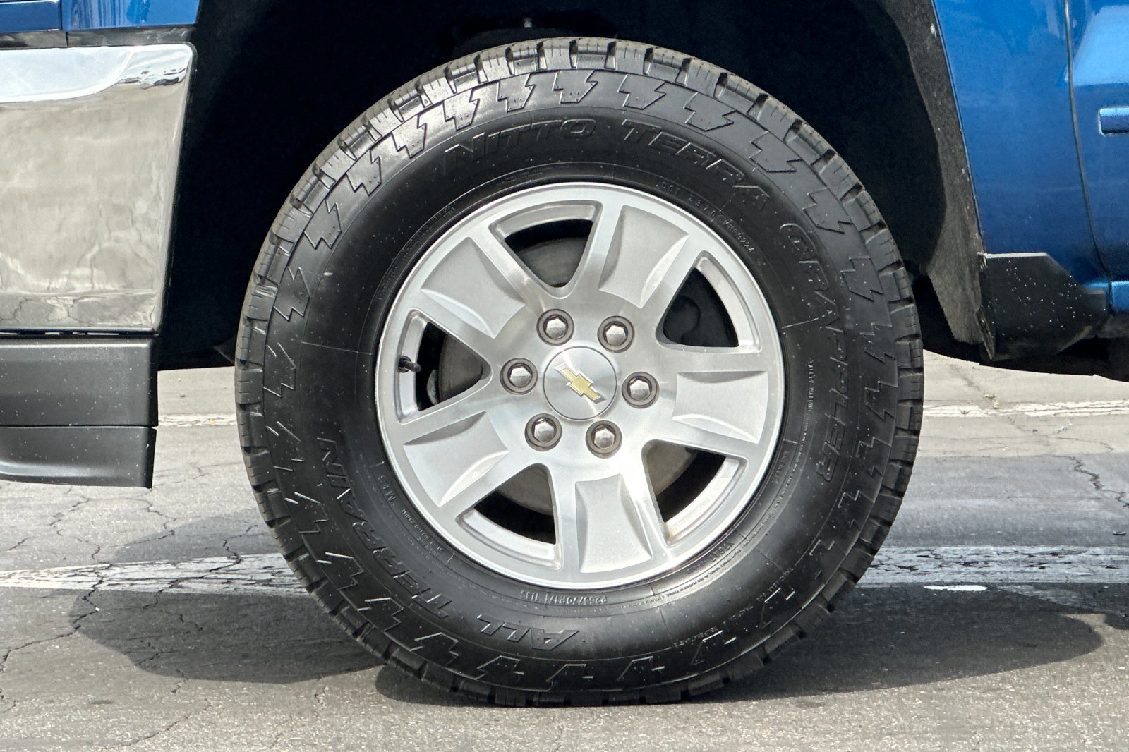 Used 2018 Chevrolet Silverado 1500 LT w/ All Star Edition image 24