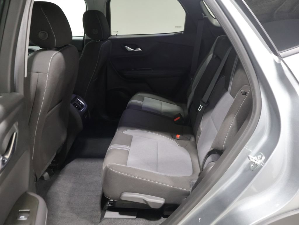 Used 2025 Chevrolet Blazer LT AWD/4WD image 17