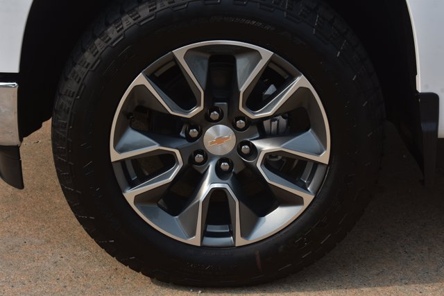 New 2026 Chevrolet Silverado 1500 LT w/ All Star Edition Plus AWD/4WD image 11