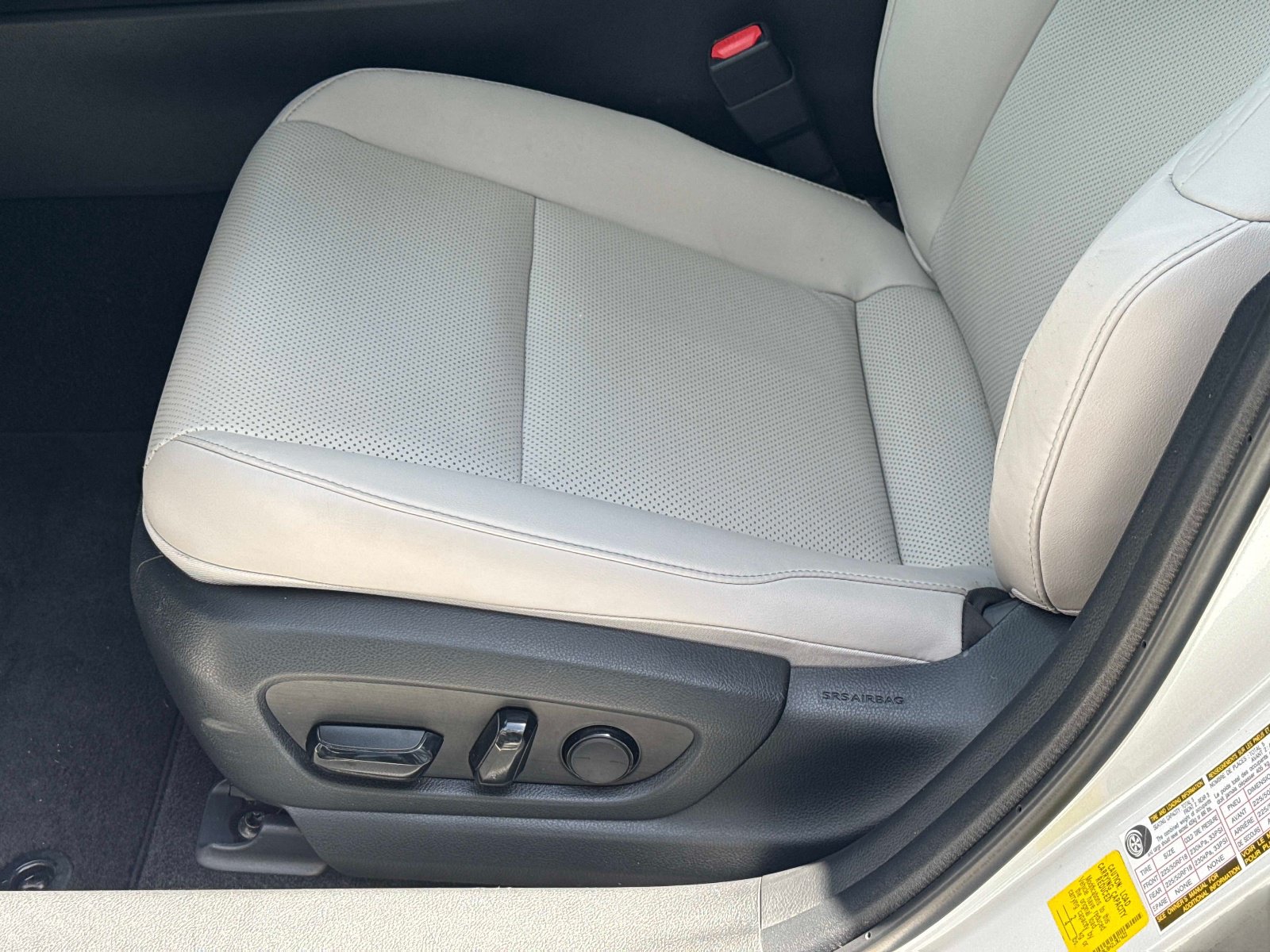 Certified 2020 Lexus UX 250h w/ Premium Package AWD/4WD image 21