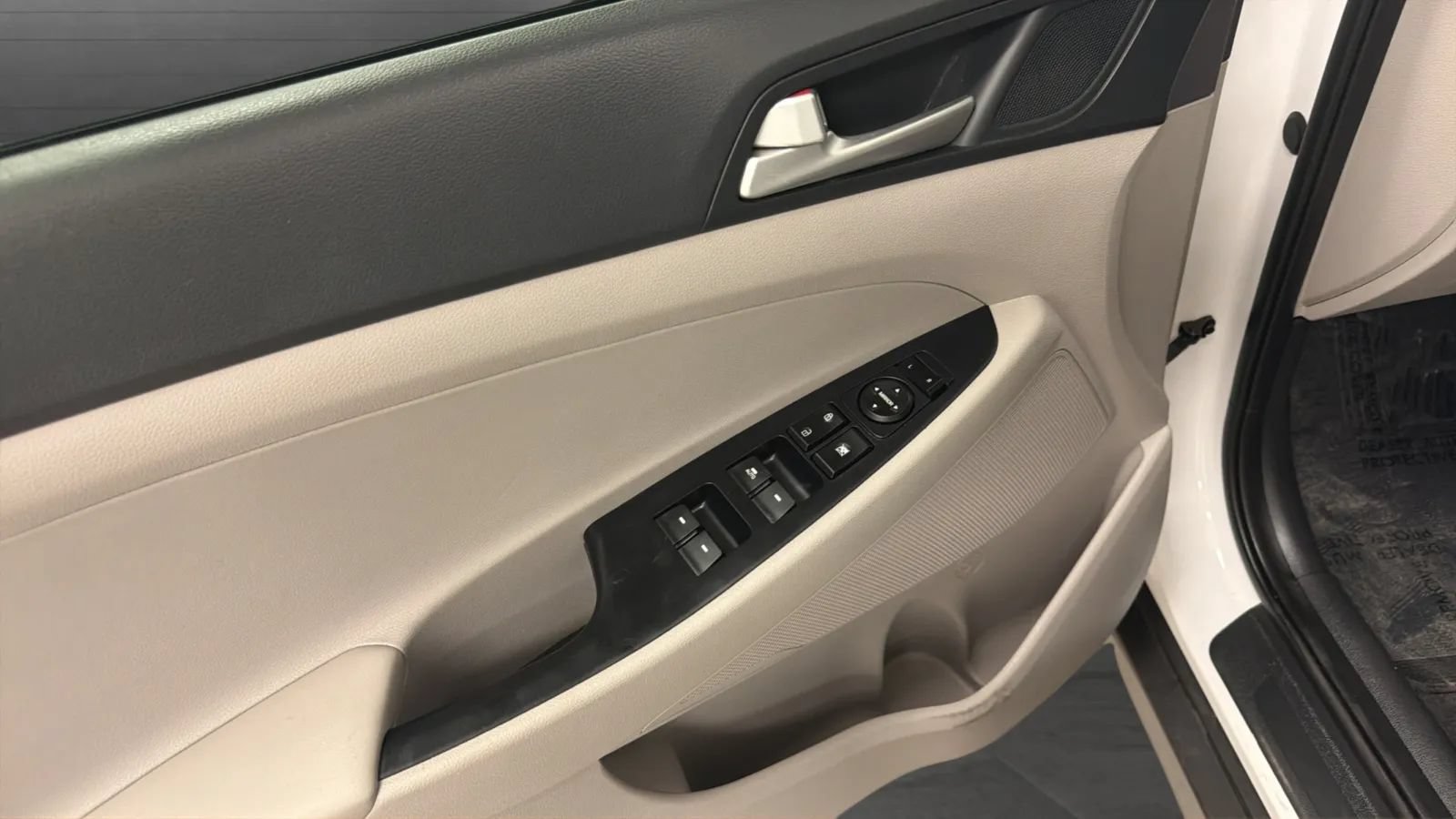 Used 2019 Hyundai Tucson SEL w/ Cargo Package FWD image 18