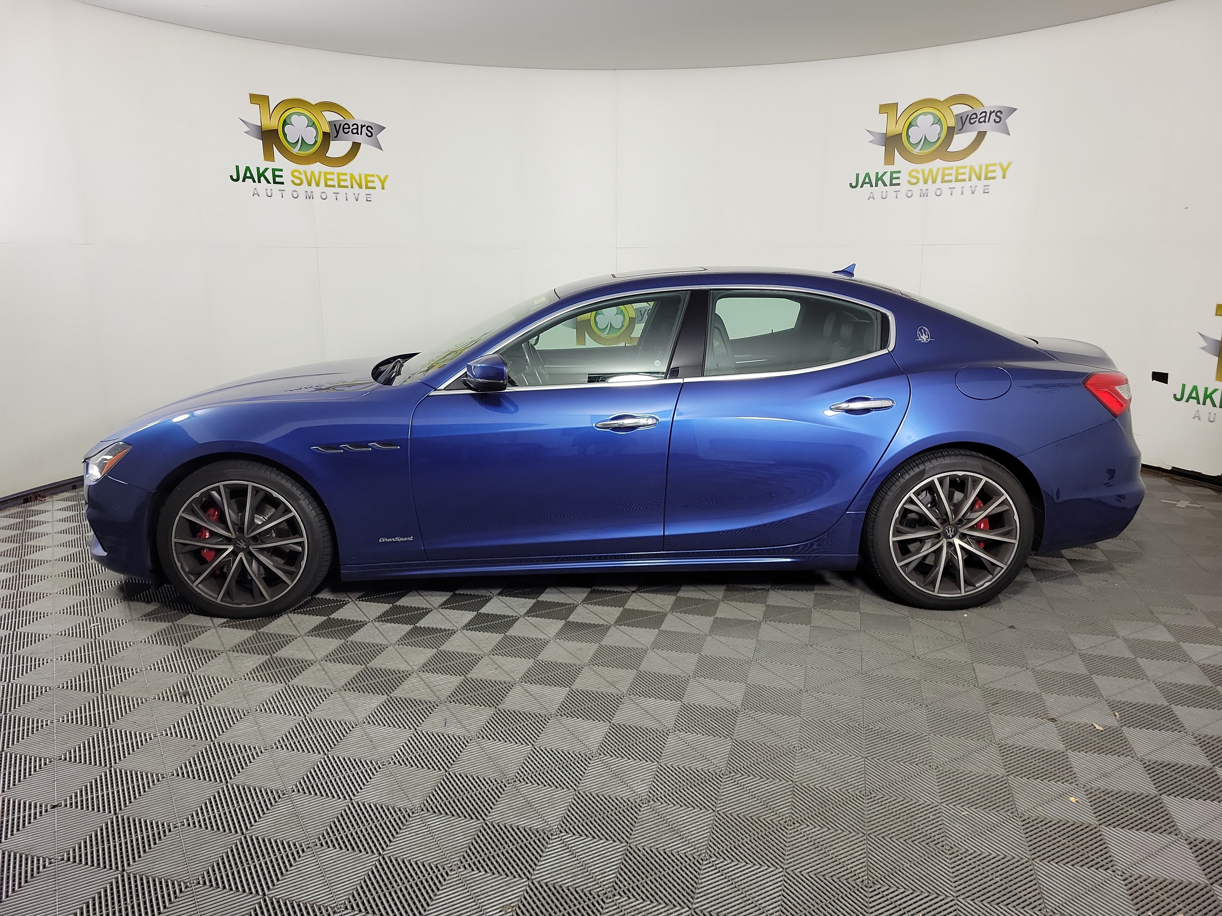 Used 2020 Maserati Ghibli S GranSport RWD image 2