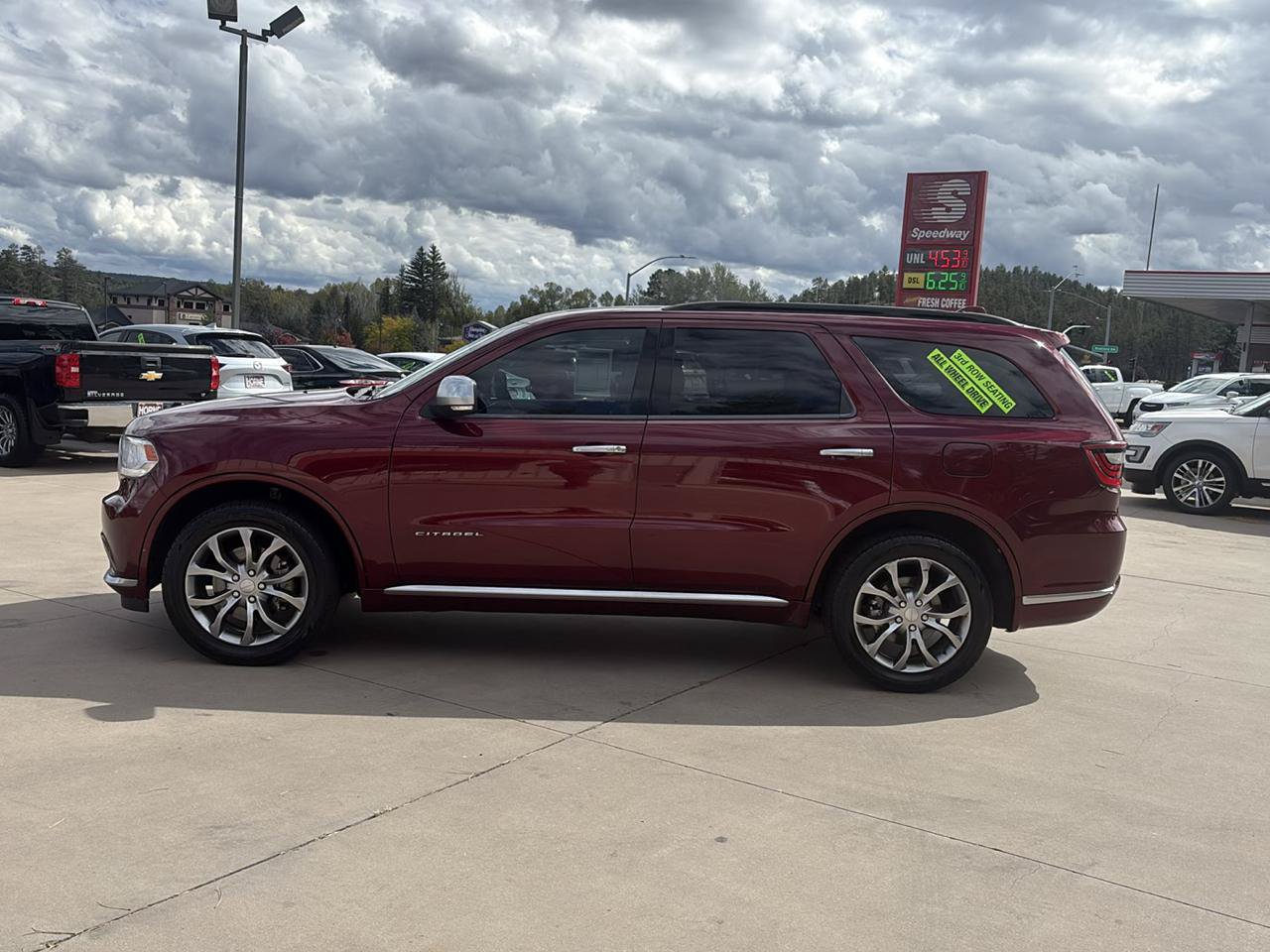 Used 2017 Dodge Durango Citadel AWD/4WD image 4