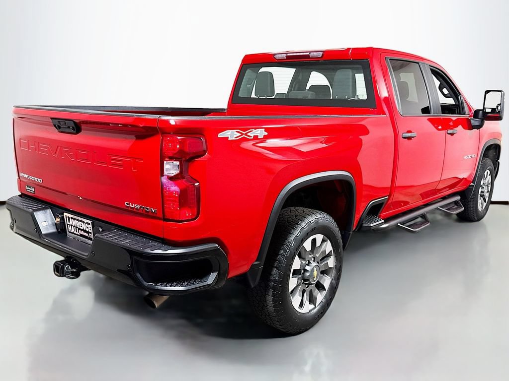 Used 2024 Chevrolet Silverado 2500 Custom w/ Custom Value Package AWD/4WD image 4