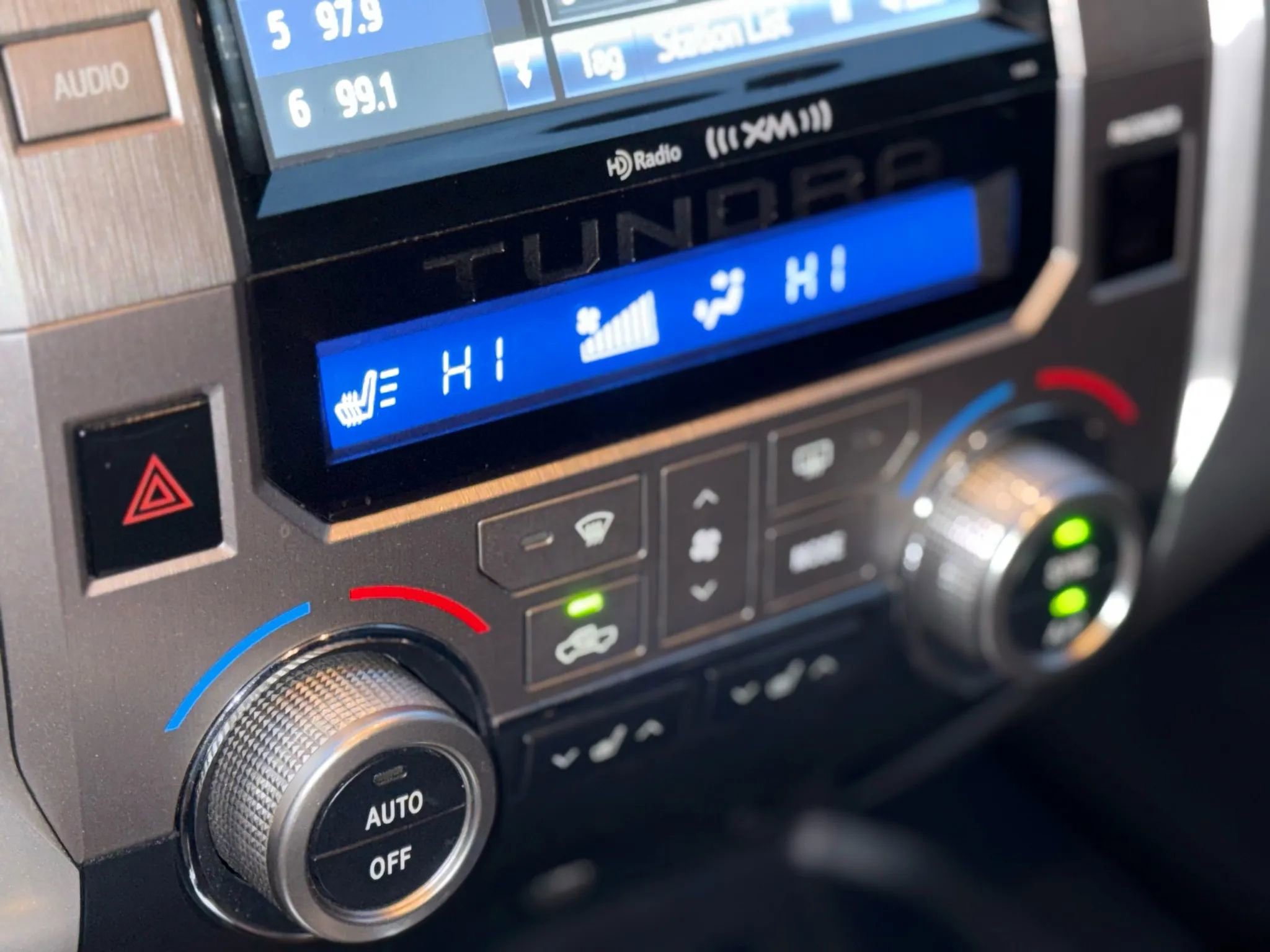 Used 2017 Toyota Tundra Limited image 30