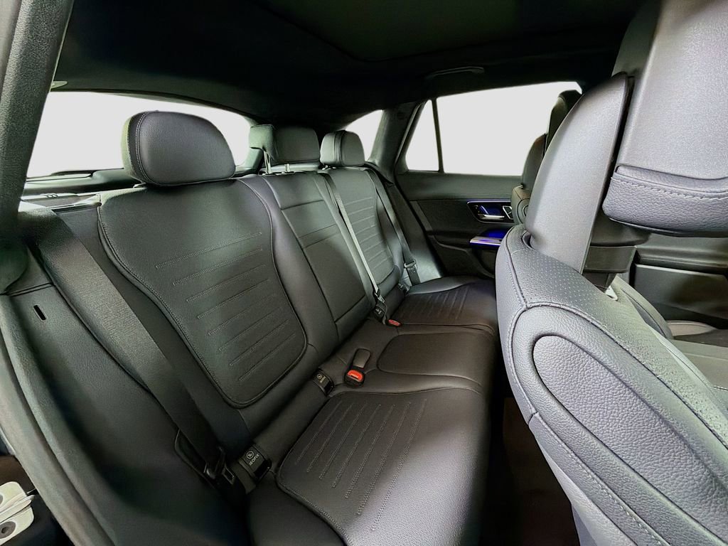 New 2026 Mercedes-Benz GLC 300 4MATIC image 30