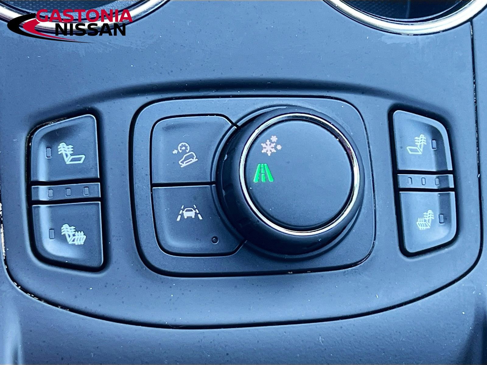 Used 2024 GMC Terrain SLT image 26