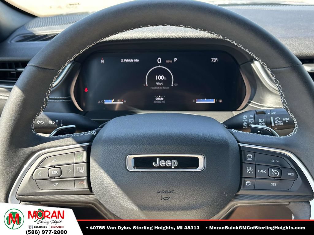 Used 2023 Jeep Grand Cherokee Altitude AWD/4WD image 19
