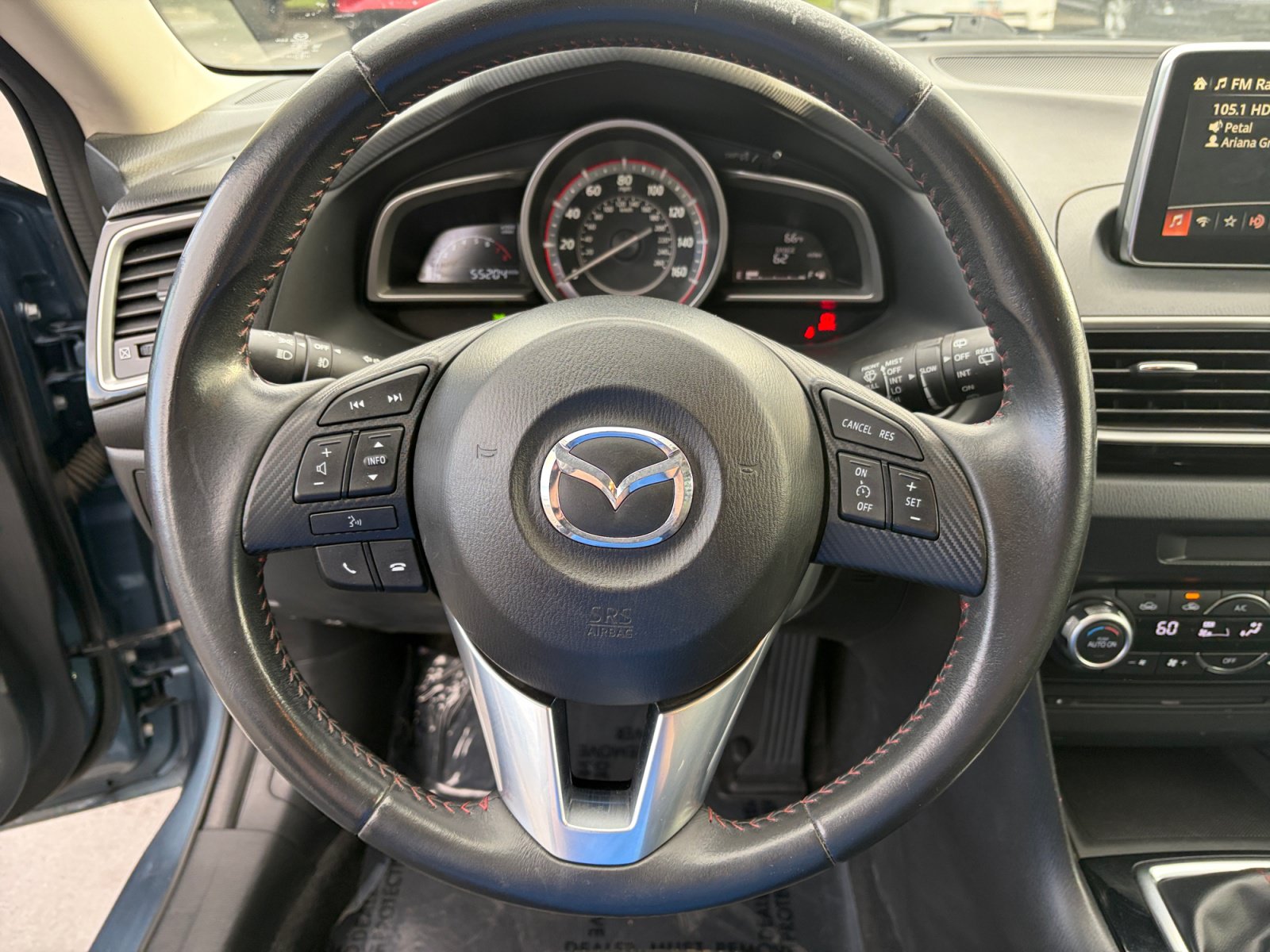 Used 2015 MAZDA MAZDA3 i Touring w/ Technology Package FWD image 12