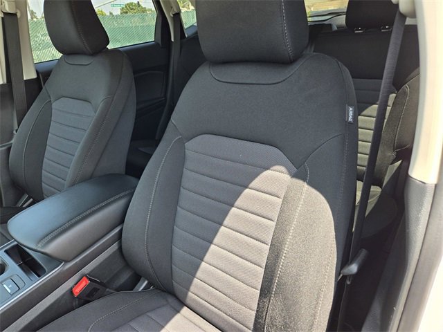 Used 2024 Ford Edge SE w/ Black Appearance Package image 19