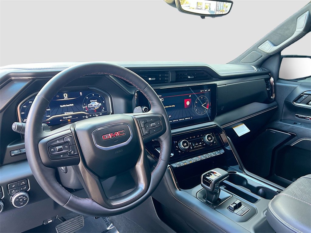 Used 2024 GMC Sierra 1500 AT4X image 9