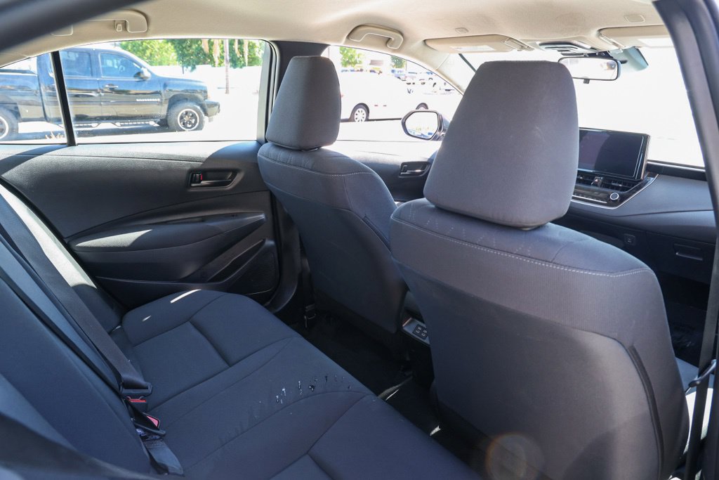 Used 2025 Toyota Corolla LE FWD image 17