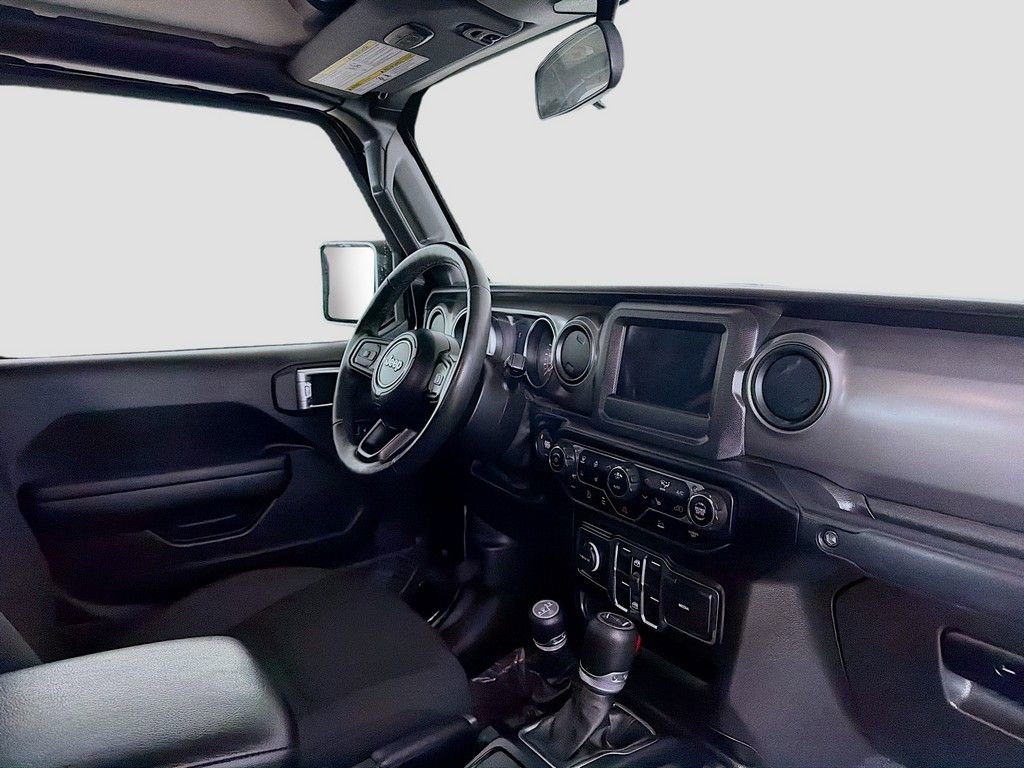 Used 2021 Jeep Gladiator Sport image 16