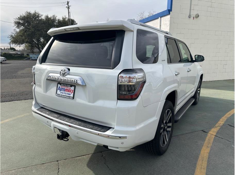 Used 2015 Toyota 4Runner Limited image 9
