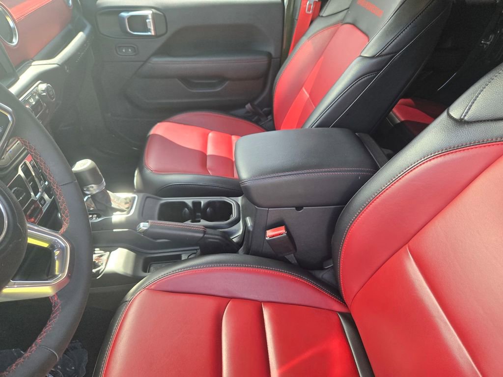 Used 2023 Jeep Wrangler Unlimited Rubicon 4xe AWD/4WD image 11