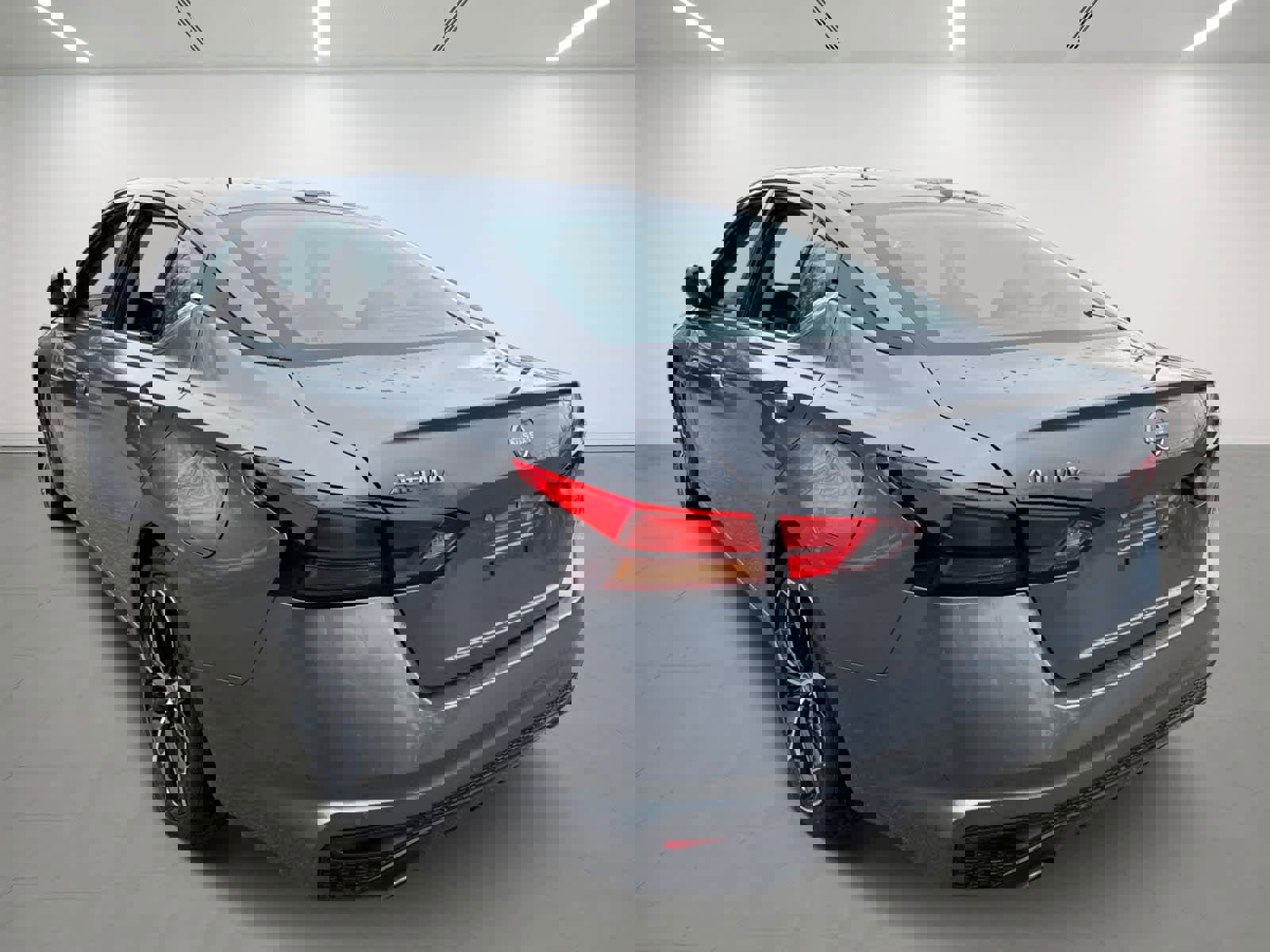 Used 2025 Nissan Altima 2.5 SR image 4