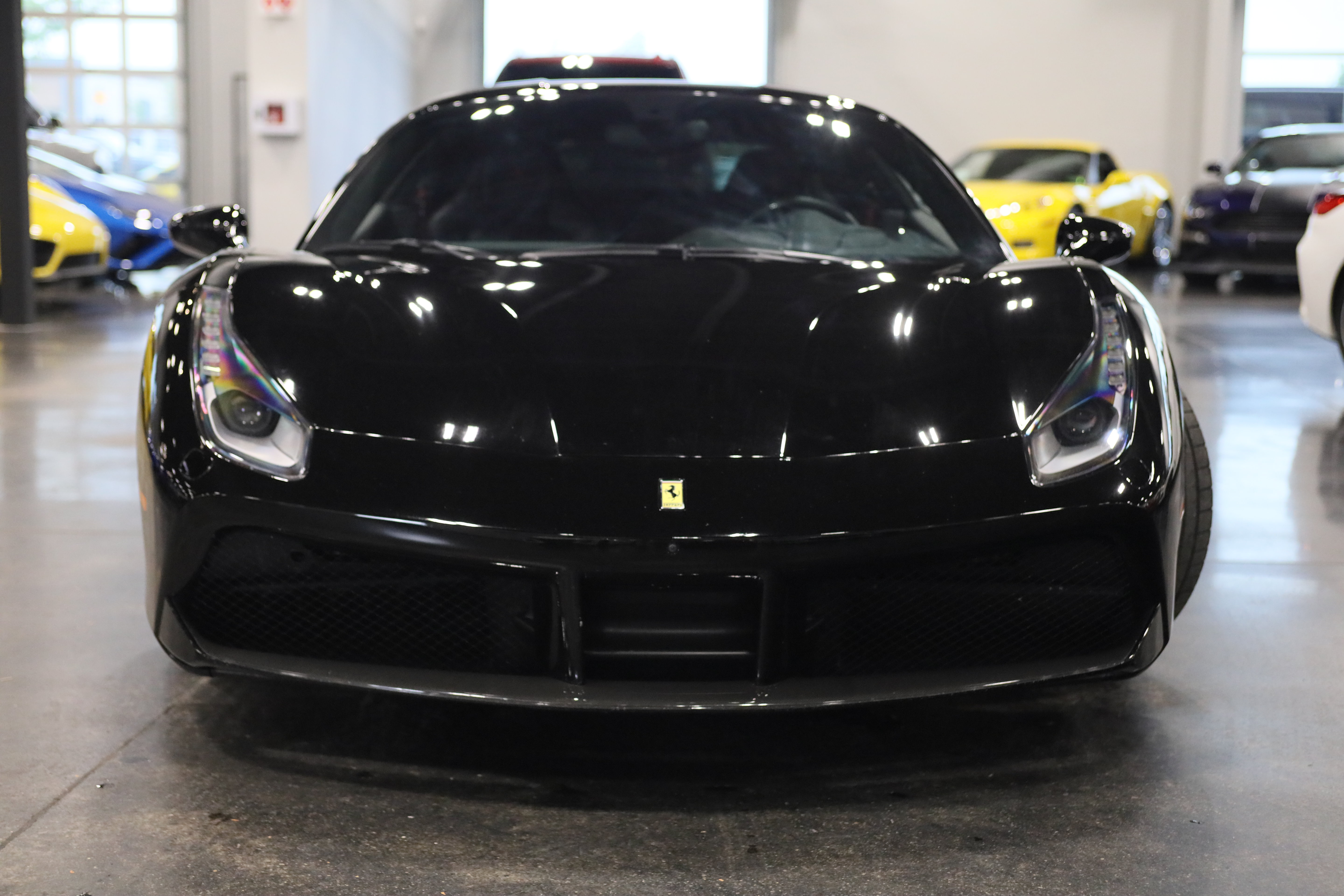 Used 2016 Ferrari 488 GTB RWD image 2