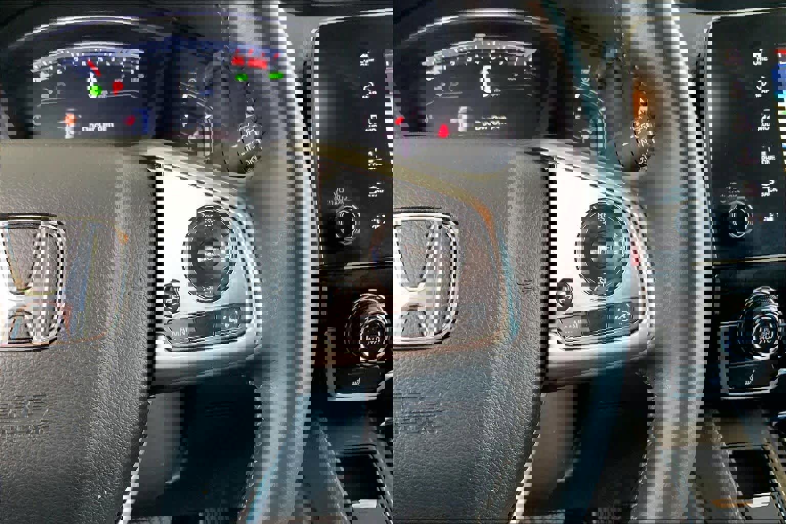 Used 2020 Honda CR-V Touring image 25