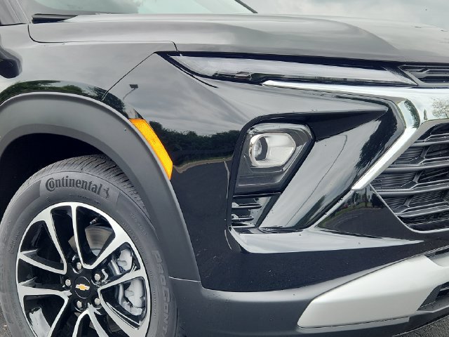 New 2026 Chevrolet TrailBlazer LT w/ Convenience Package FWD image 9