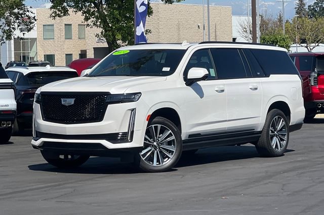 Used 2024 Cadillac Escalade ESV Sport Platinum w/ LPO, ONYX Package image 8