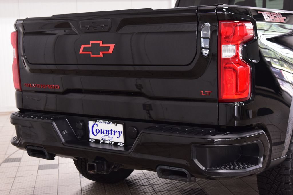 Used 2024 Chevrolet Silverado 1500 LT Trail Boss w/ Convenience Package II AWD/4WD image 23