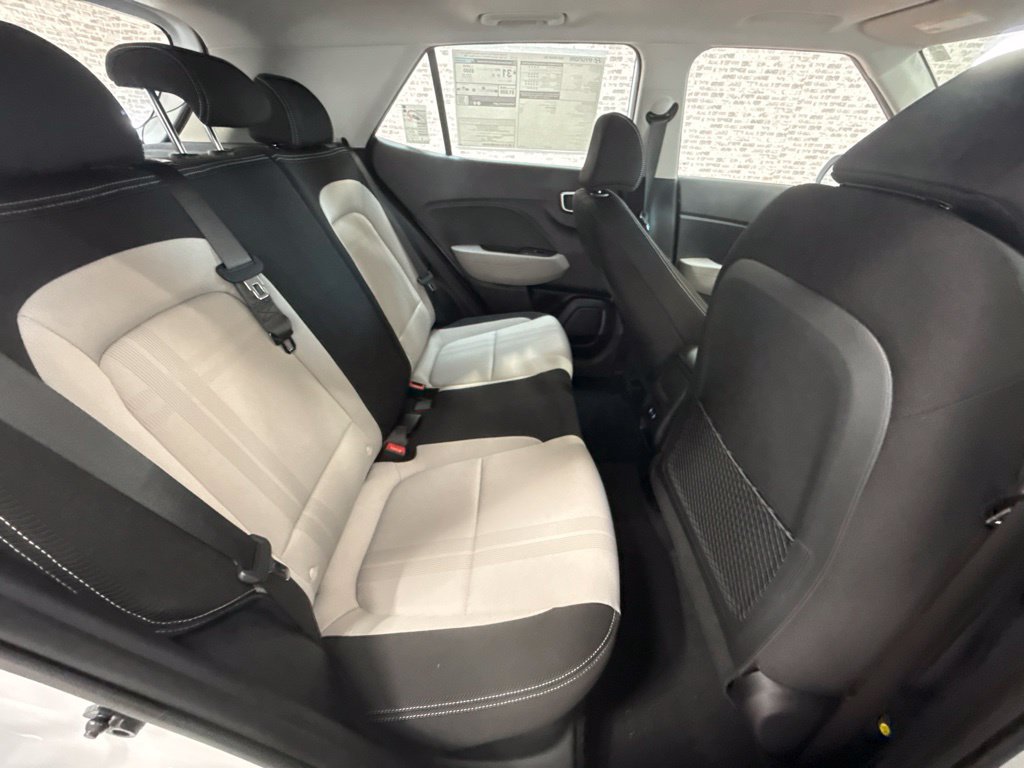 New 2026 Hyundai Venue SEL FWD image 12