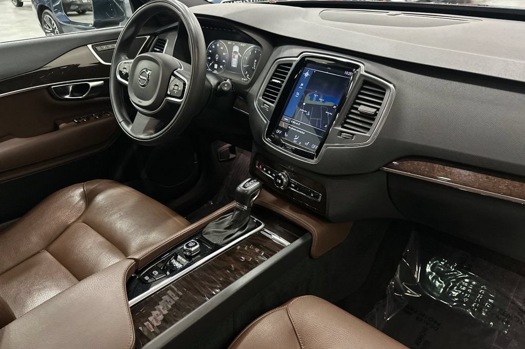 Used 2019 Volvo XC90 T6 Momentum w/ Protection Package Premier AWD/4WD image 19