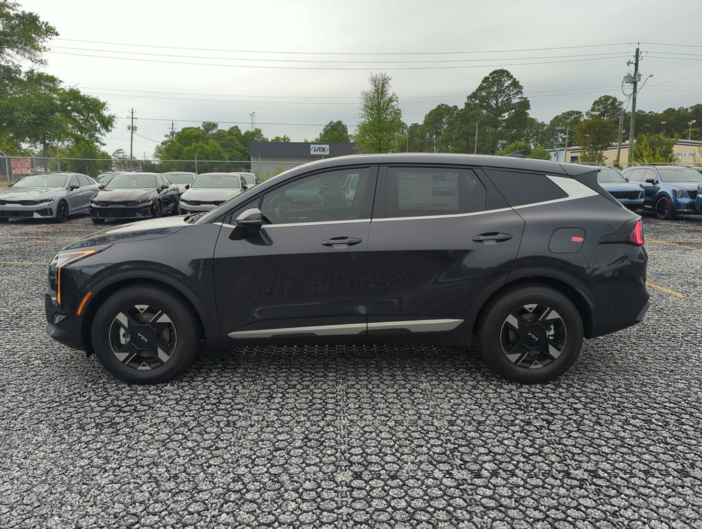 New 2026 Kia Sportage LX w/ LX Convenience Package FWD image 4