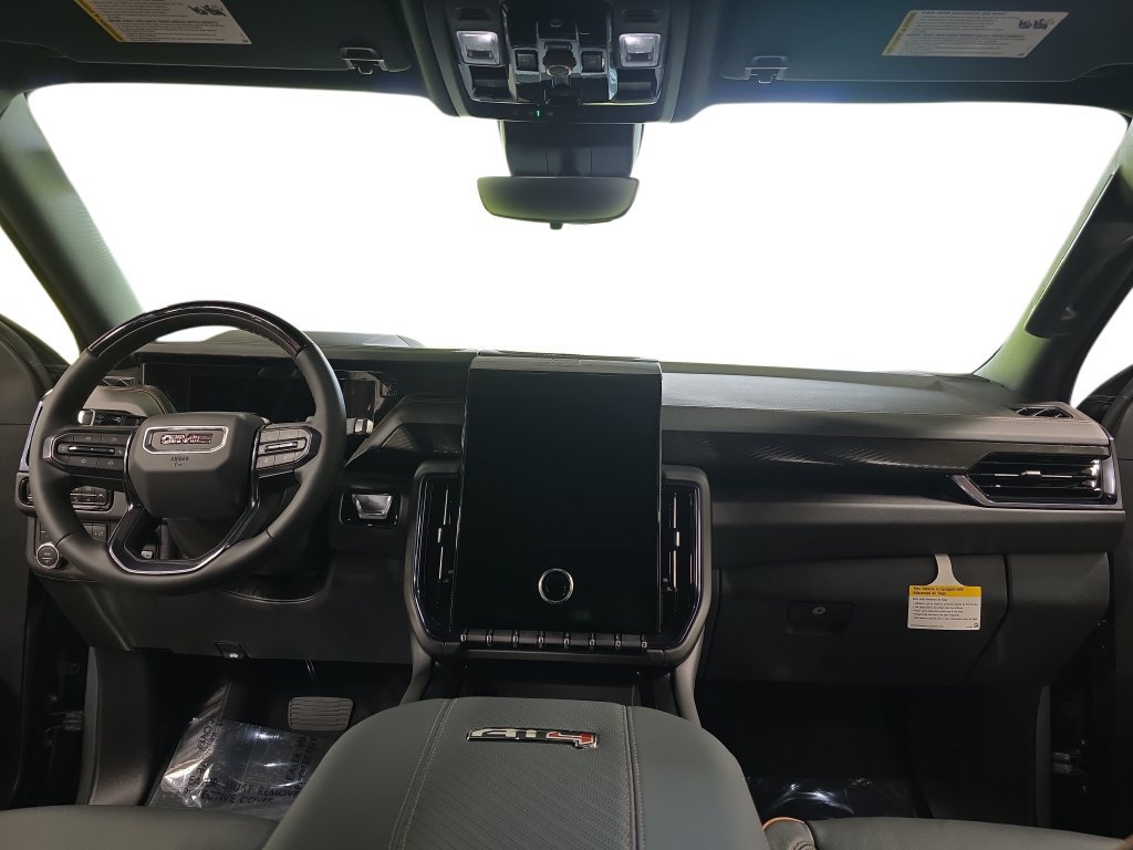 New 2026 GMC Yukon XL AT4 w/ AT4 Premium Plus Package AWD/4WD image 9