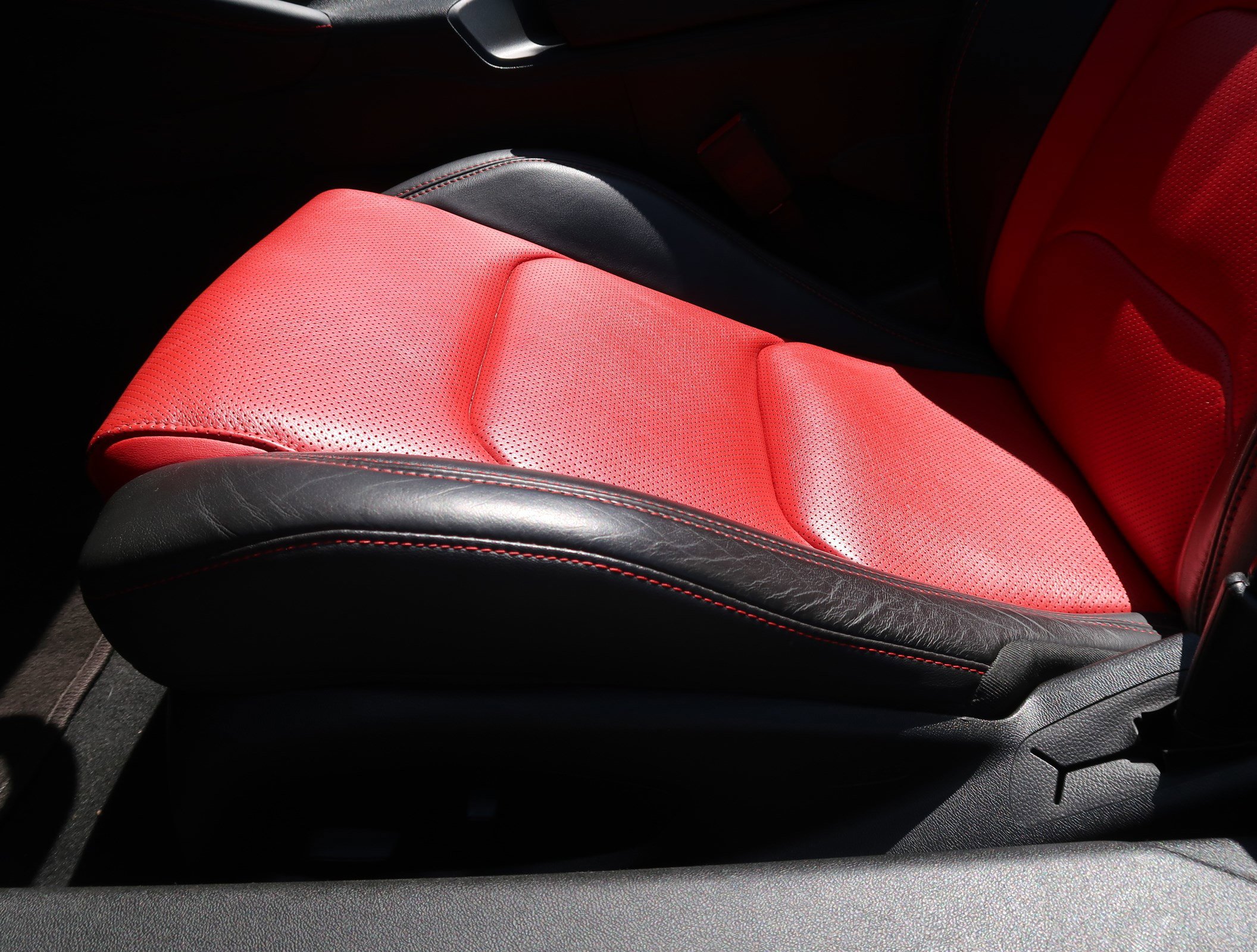 Used 2017 Chevrolet Camaro SS RWD image 16