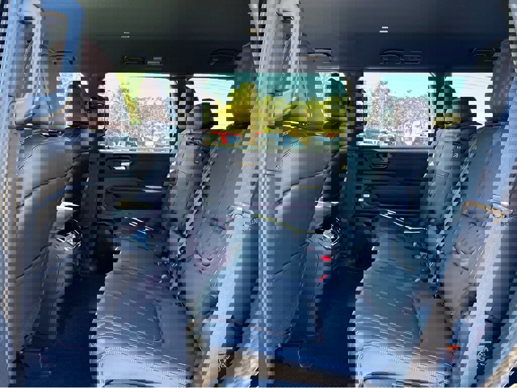 New 2026 Nissan Armada SL image 28