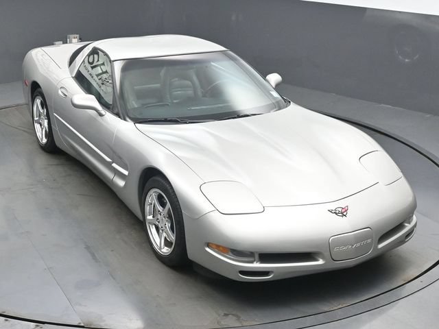 Used 2004 Chevrolet Corvette Coupe RWD image 39