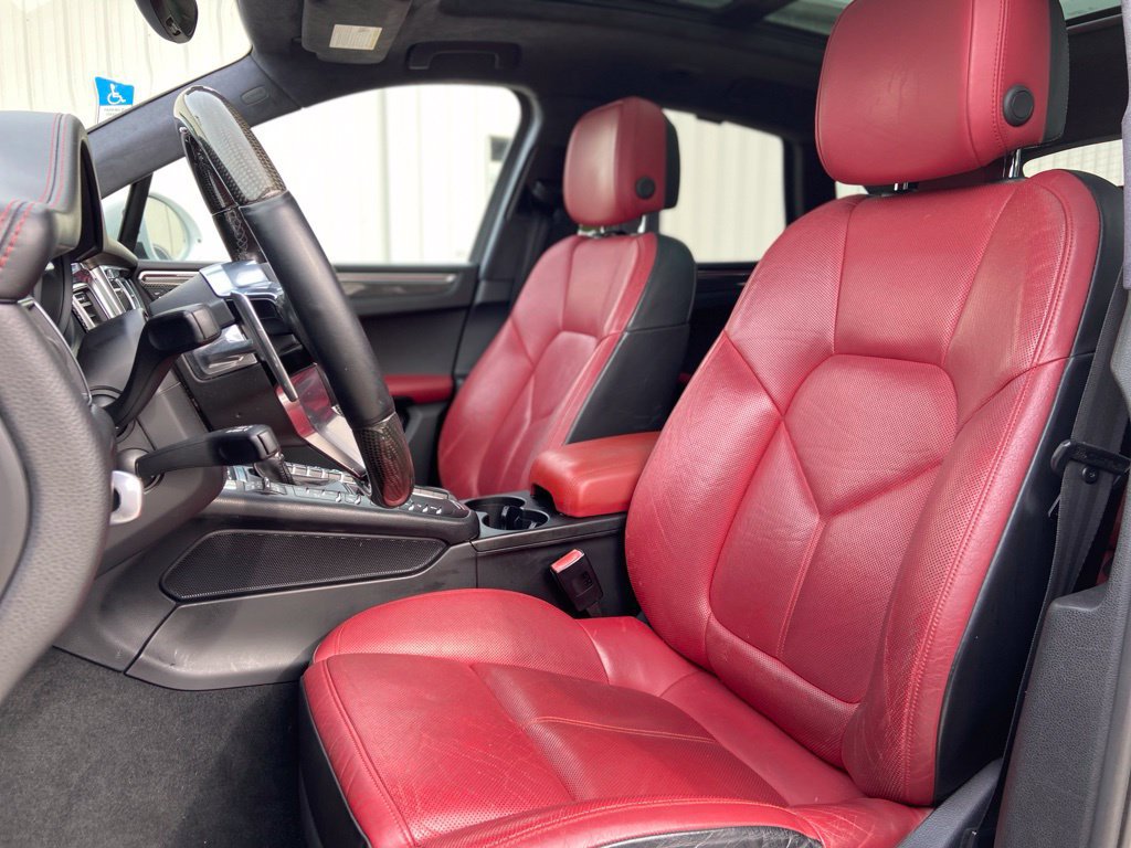 Used 2015 Porsche Macan Turbo AWD/4WD image 16