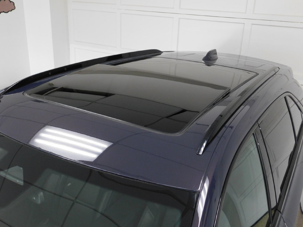 Used 2024 Cadillac XT4 Sport AWD/4WD image 13