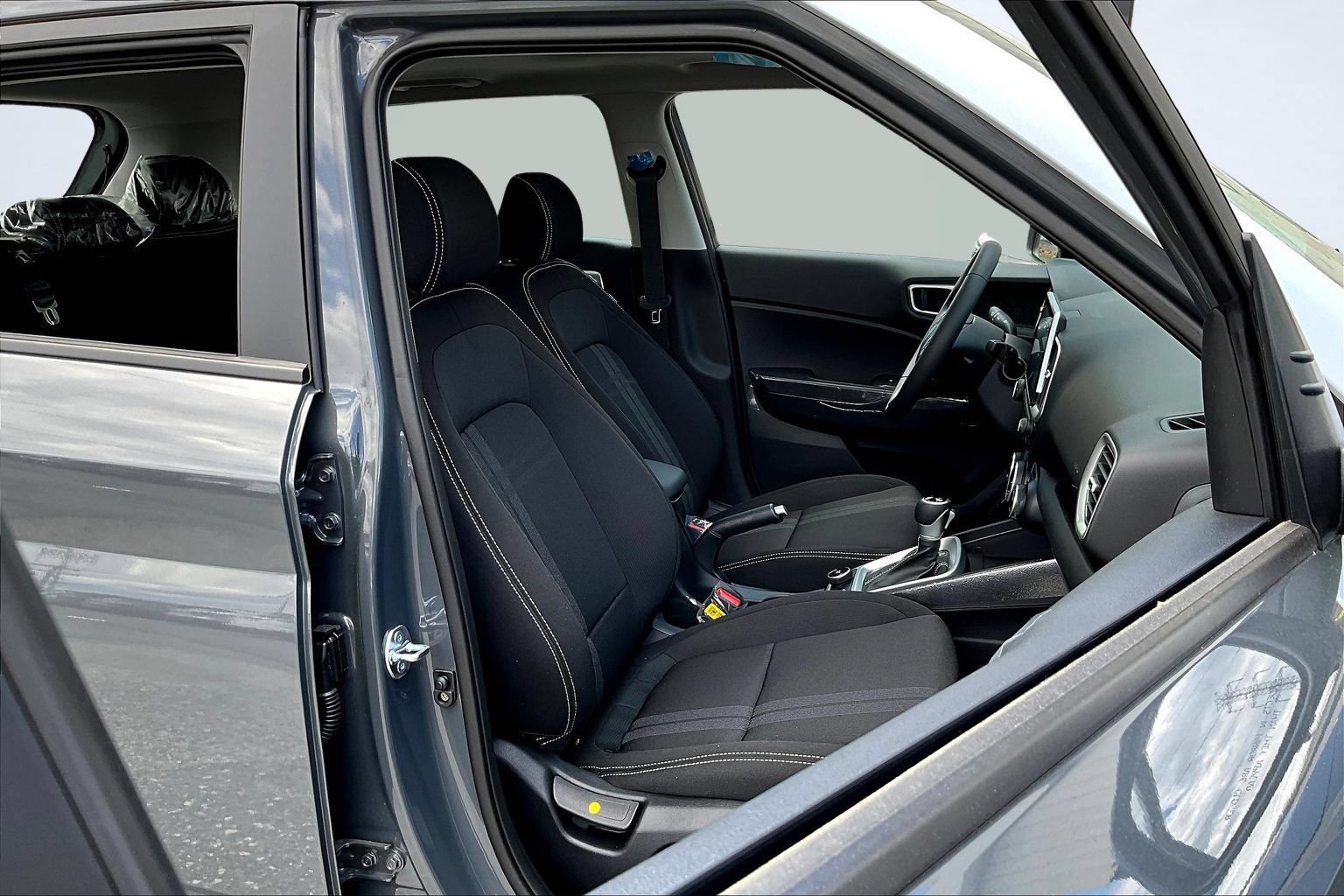 New 2026 Hyundai Venue SEL FWD image 12