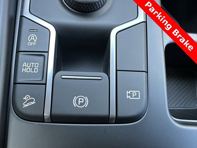 New 2026 Kia Sorento LX image 18