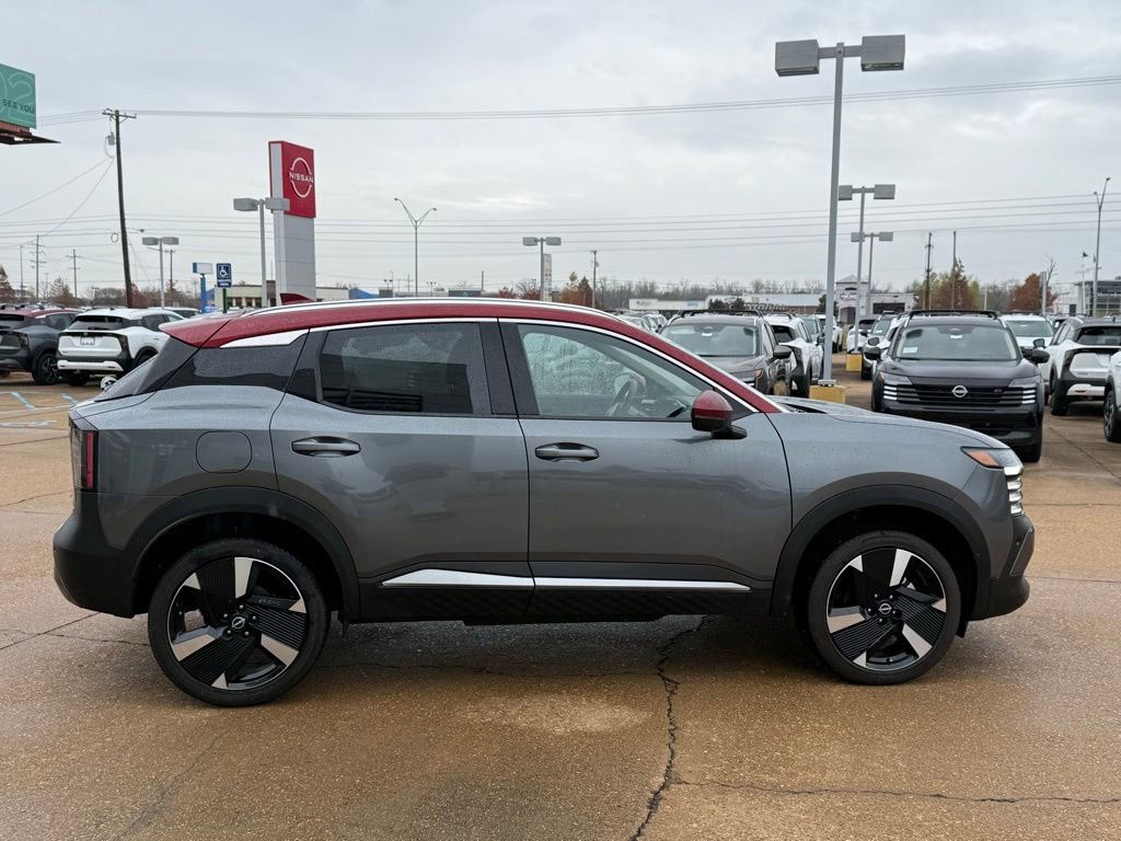 Certified 2025 Nissan Kicks SR image 6