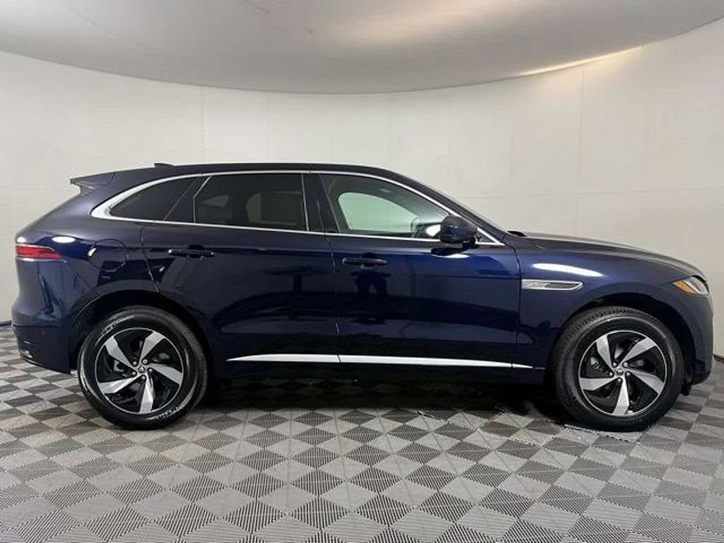 New 2026 Jaguar F-PACE R-Dynamic S AWD/4WD image 9