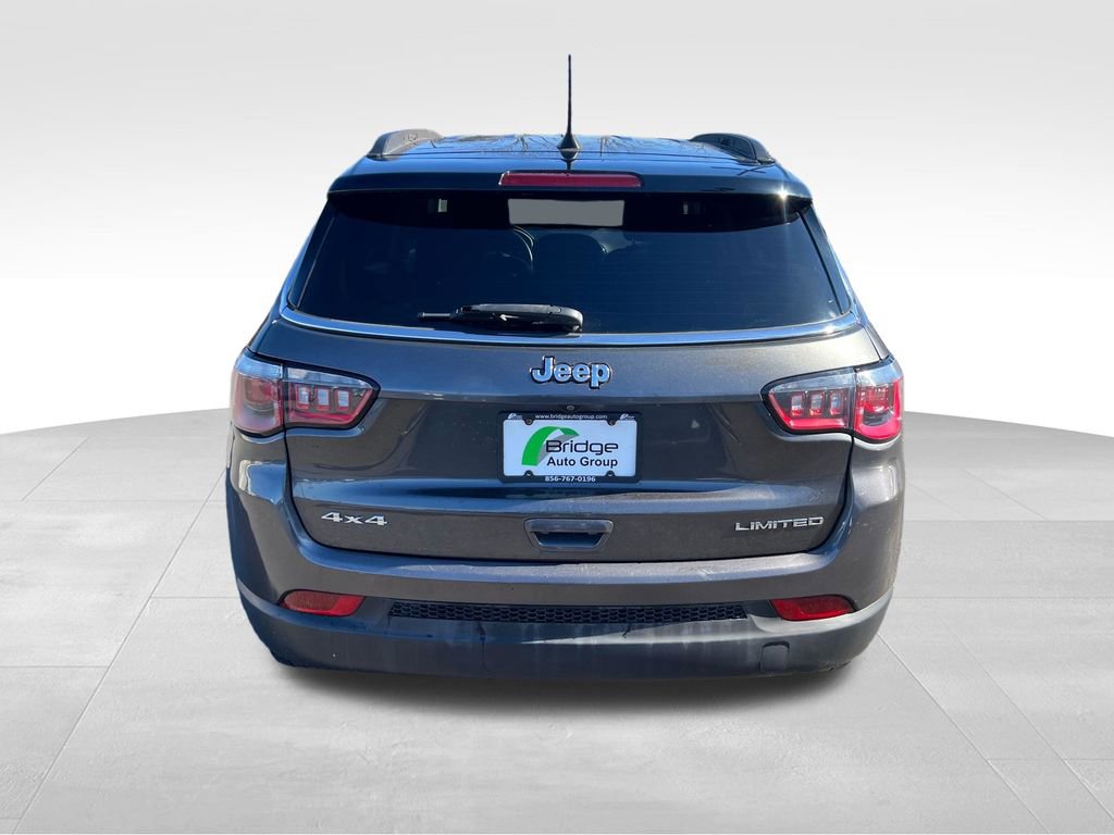 Used 2017 Jeep Compass Limited w/ Navigation Group image 7