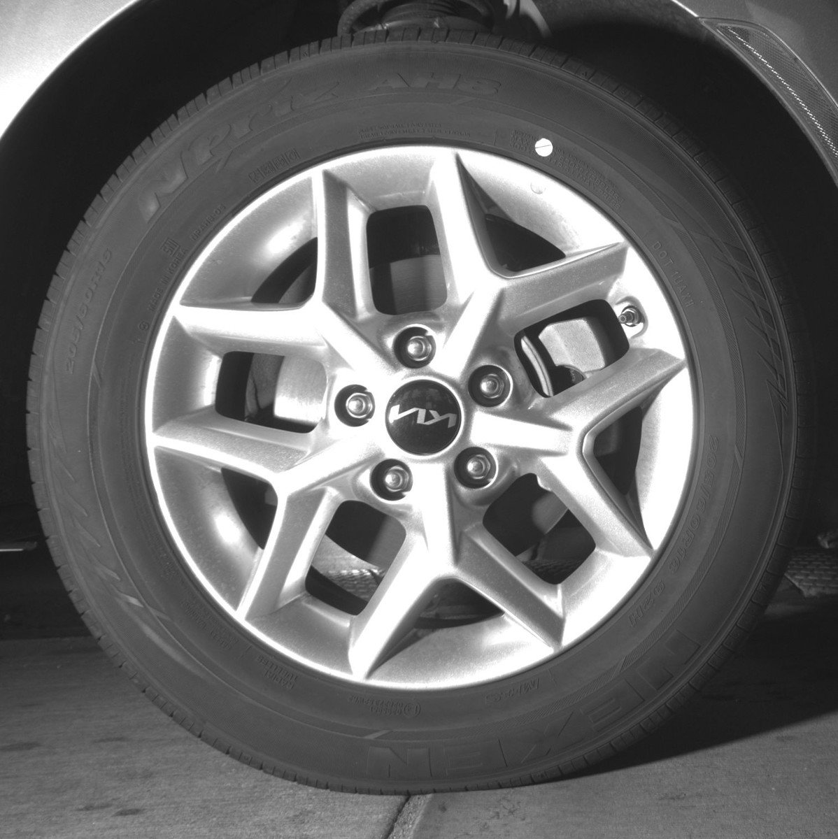 Used 2025 Kia Soul FWD image 13