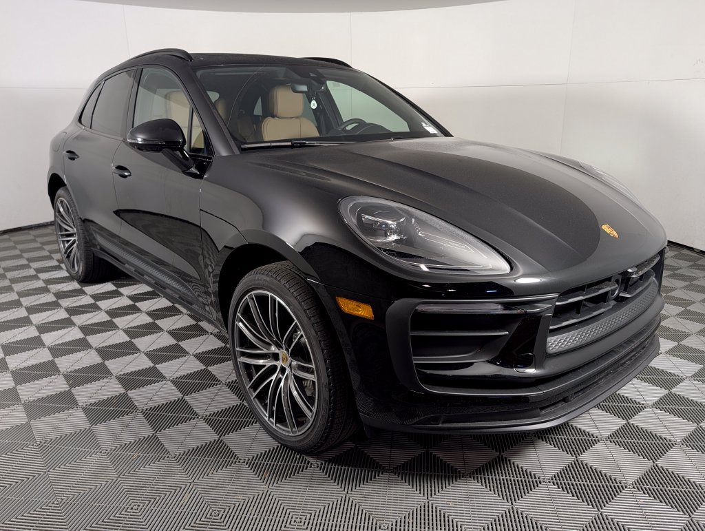 New 2026 Porsche Macan AWD/4WD image 9