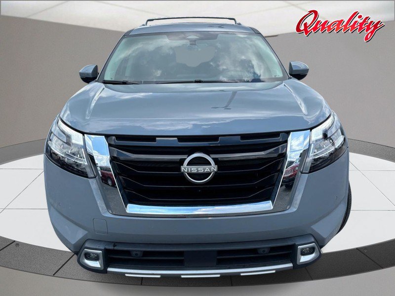 Used 2024 Nissan Pathfinder Platinum AWD/4WD image 10